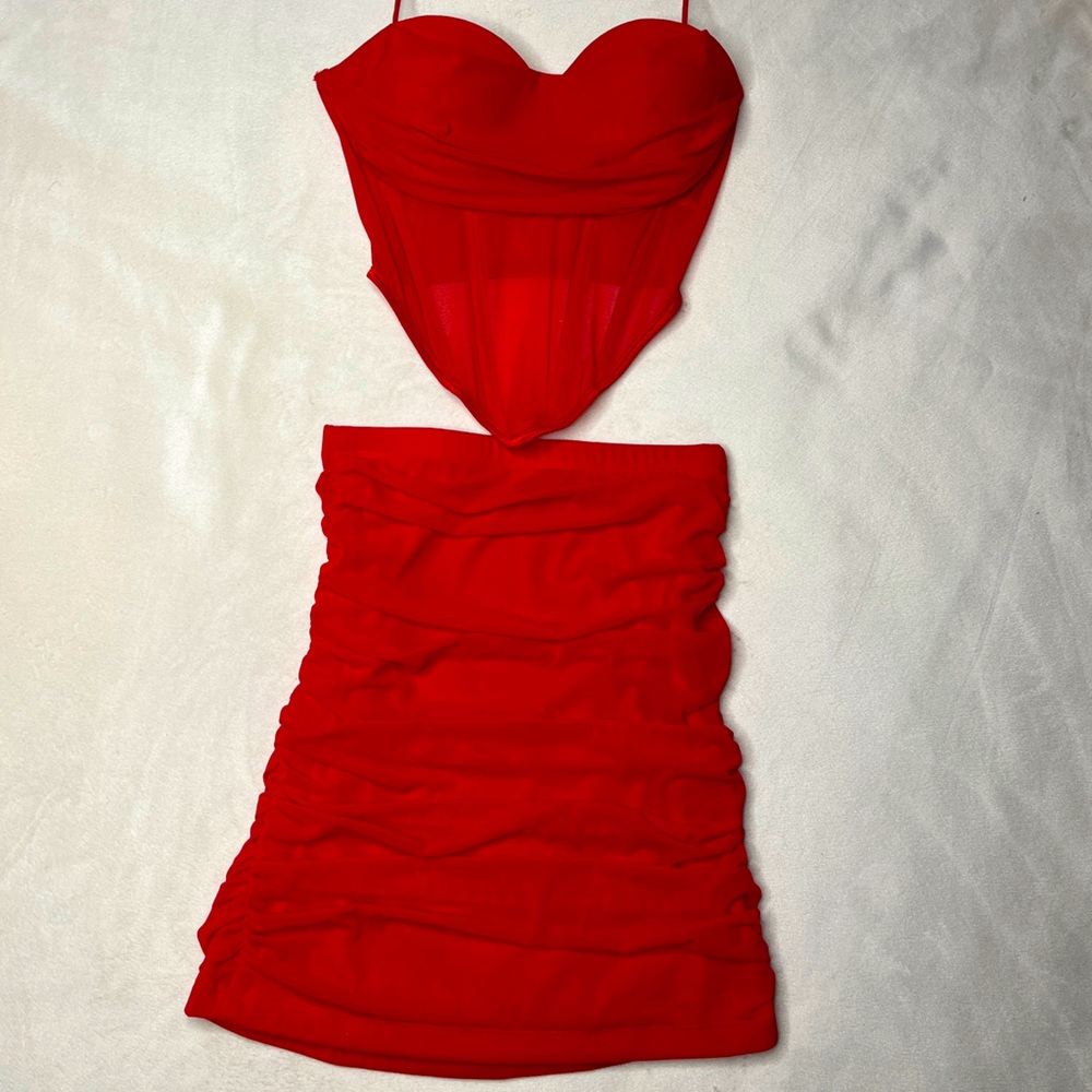 Red mesh skirt set